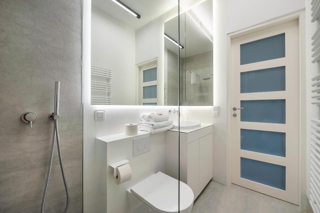 East Warsaw Modern Apartment 外观 照片