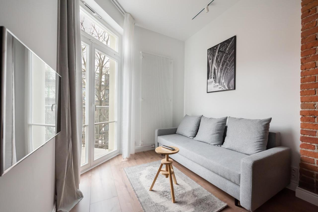 East Warsaw Modern Apartment 外观 照片