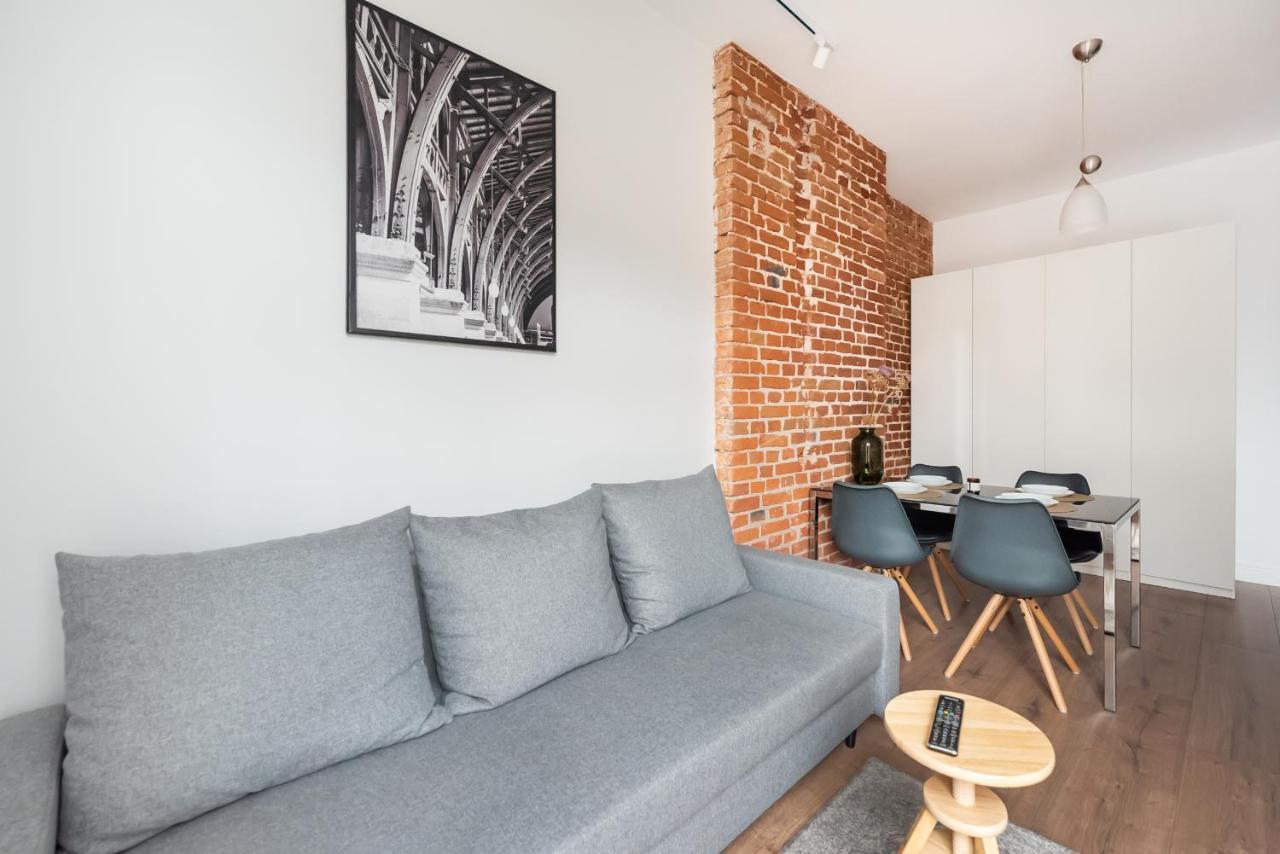 East Warsaw Modern Apartment 外观 照片